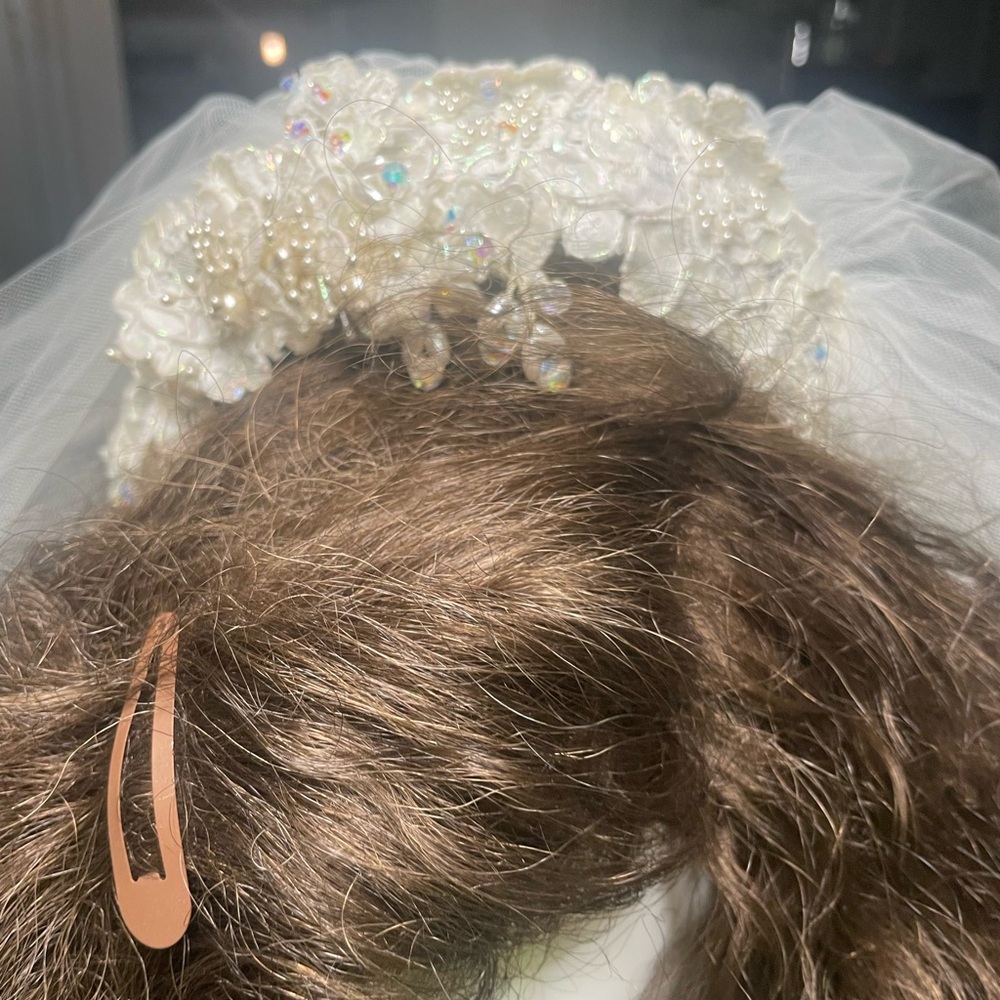 Elegant White Lace Bridal Headband